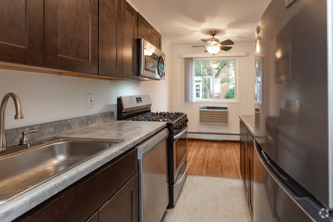 Interior Photo - Bayshore Garden Apartments