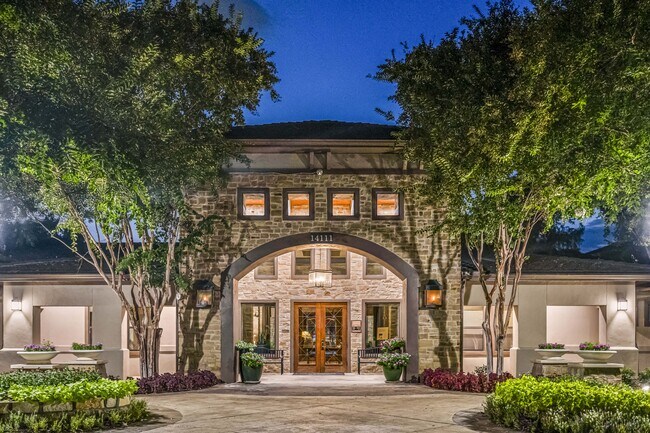 Building Photo - Palomino Apartments Homes