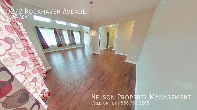 Foto del edificio - 3272 Rockhaven Ave