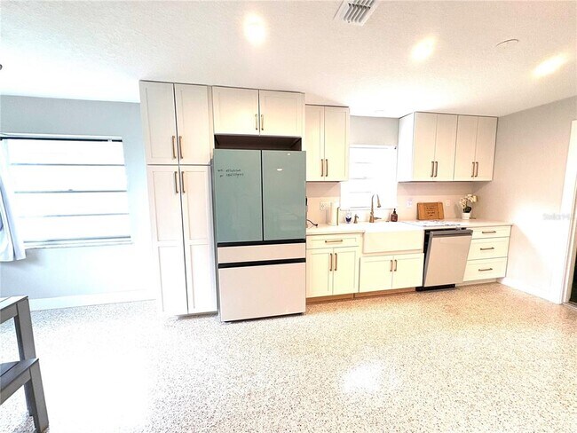 Foto del edificio - 4704 Telfair Dr
