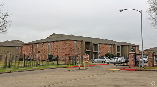 Building Photo - Stonegate Manor - AFFORDABLE HOUSING