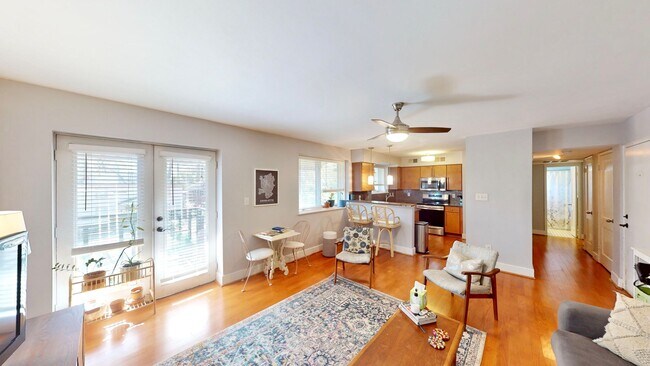 Building Photo - 227 Dotger Avenue #E15