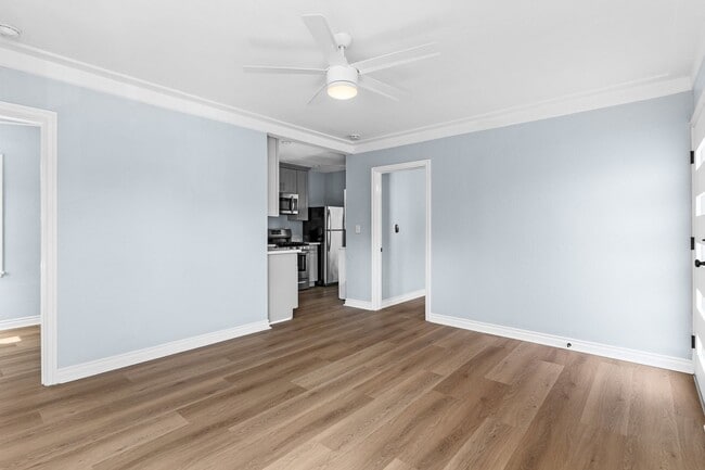Building Photo - 526 Lime Ave