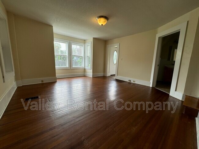 Foto del edificio - 28 School St