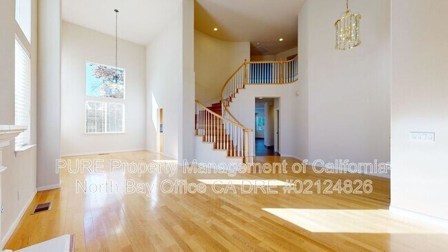 Building Photo - 3564 Lake Park Dr