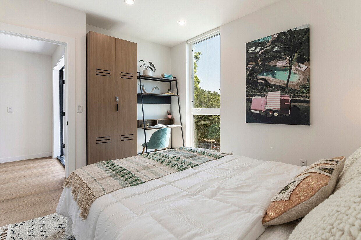 803 N Harvard Blvd Unit 803, Los Angeles, CA 90029 803 N Harvard Blvd