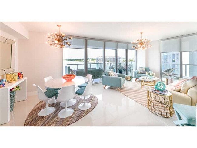 Foto del edificio - 6700 Indian Creek Dr