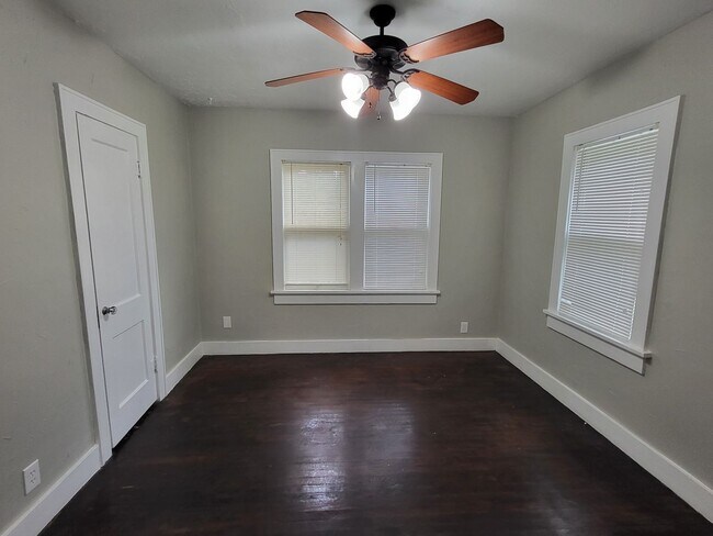 Foto del edificio - Cute 2 bedroom, 1 bathroom house located n...