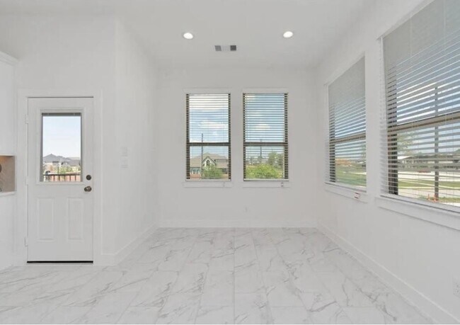 Foto del edificio - 1526 Crystal Stream Dr