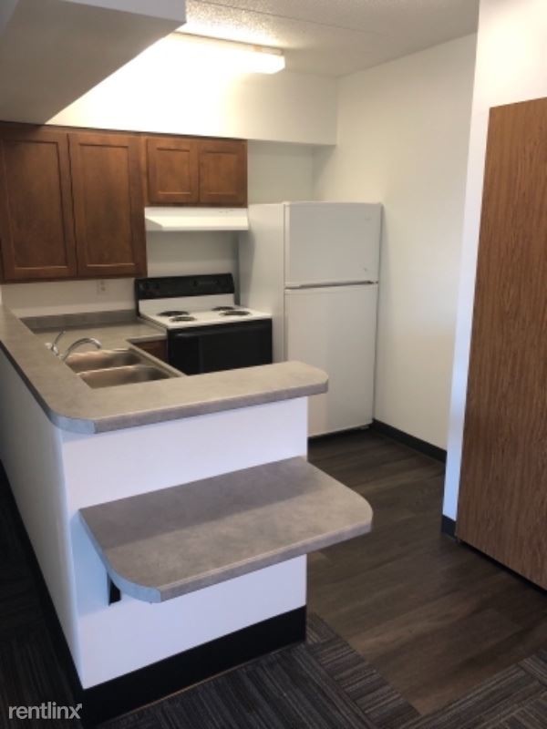 Building Photo - 2 br, 1 bath Apartment - 2370 Bell Ave
