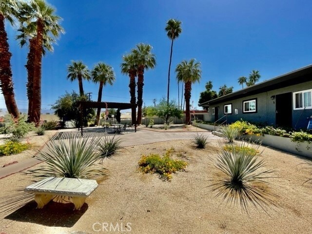 Foto del edificio - 36947 Melrose Dr