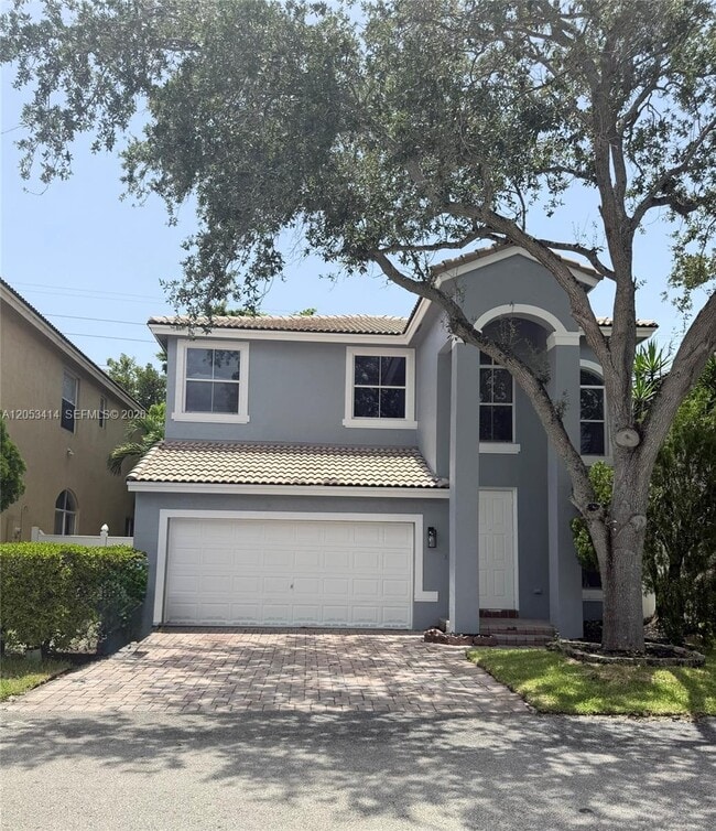 Building Photo - 4946 SW 38th Way