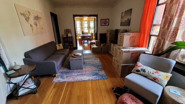 Foto del edificio - 3929 N Keeler Ave