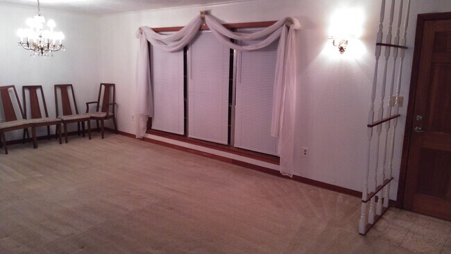 Foto del edificio - 5712 Bounds Rd
