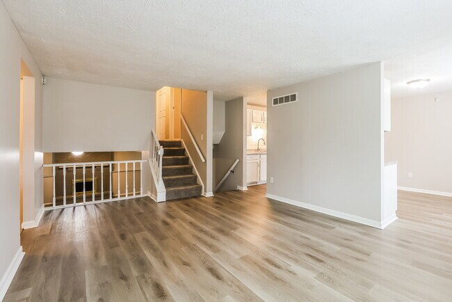 Foto del edificio - 804 Moss Oak Ct