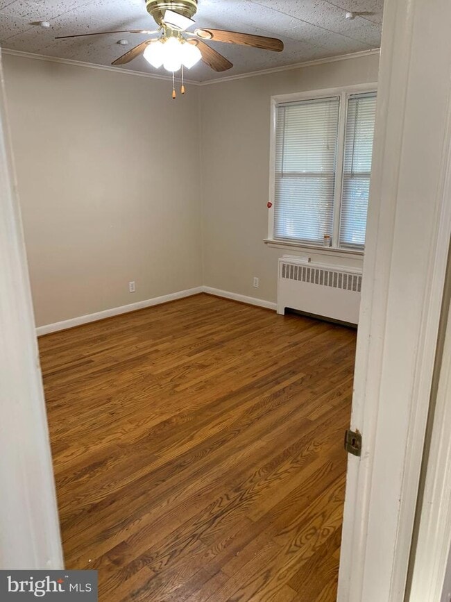 Building Photo - 501 W 31st St