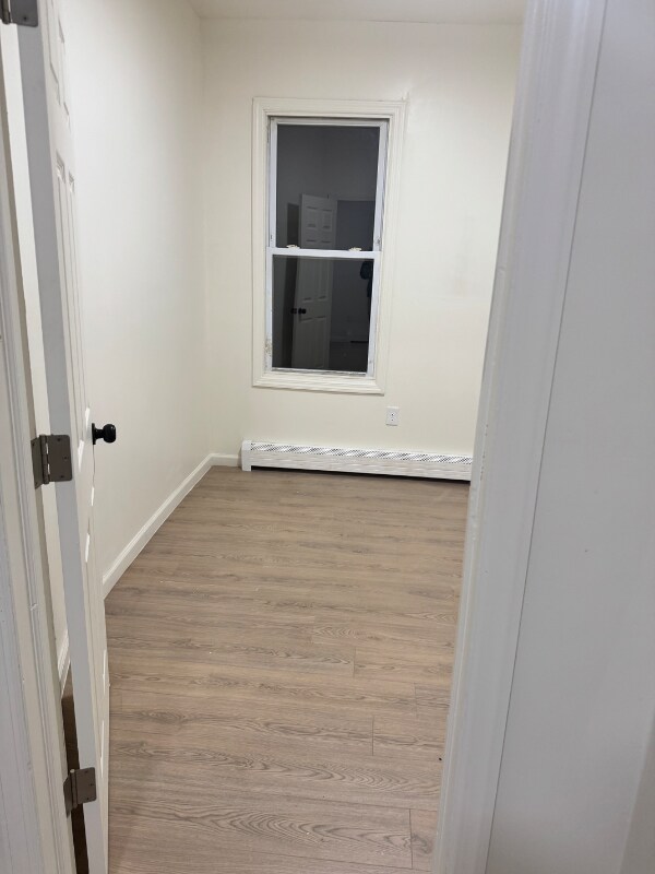 Foto del edificio - 587 Grove St