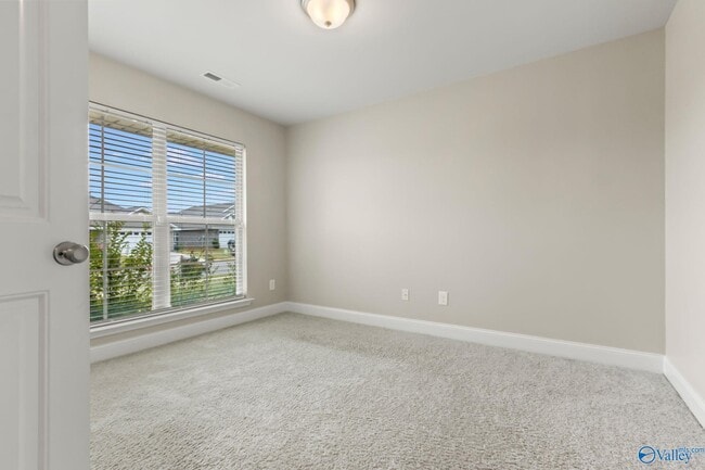Building Photo - 122 Ardsley Dr