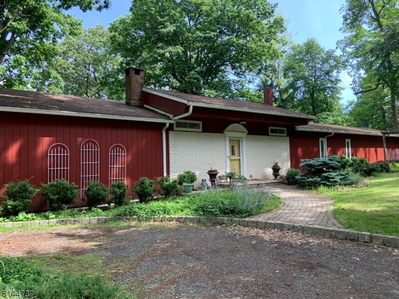 307 Warrenville Rd, Green Brook Township, NJ 08812 House Rental in