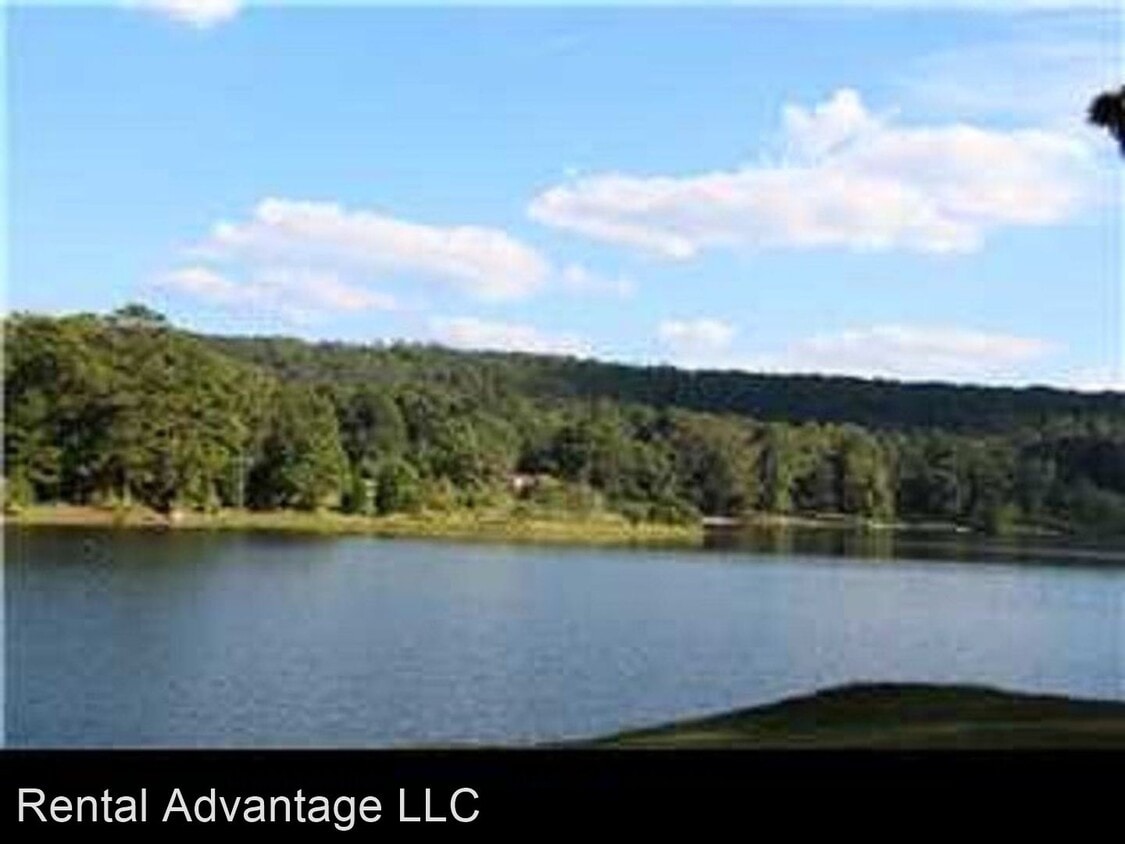 Primary Photo - 3 br, 2.5 bath House - 2315 Lakeside Dr