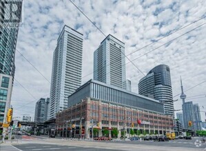 Building Photo - 19-2919 Bathurst St