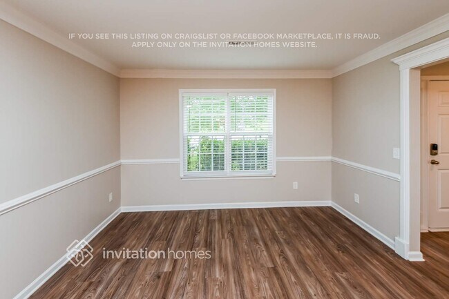 Foto del edificio - 1359 Sinai Pl NW