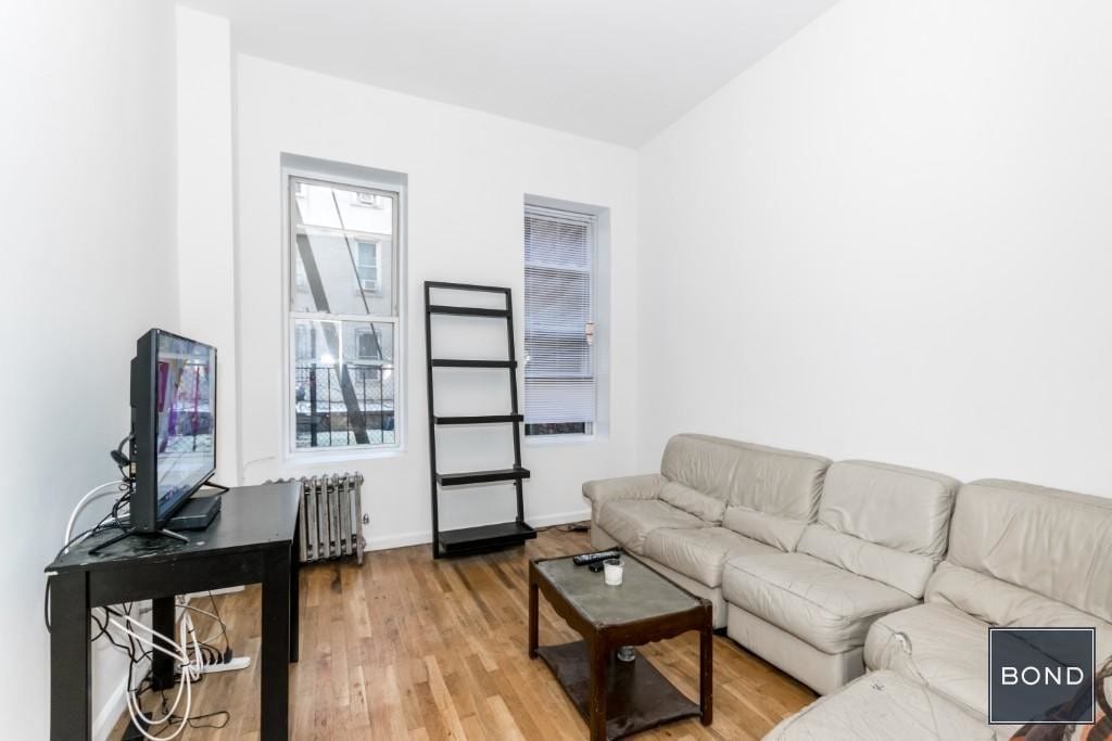 Primary Photo - 34 1/2 St. Marks Pl