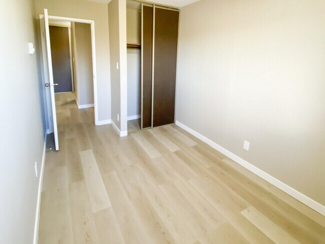 Photo du bâtiment - West Pine Apartments