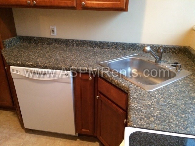 Foto del edificio - DOWNTOWN  U of U 2 BED CONDO