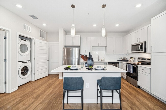 Interior Photo - Ascend Nona West