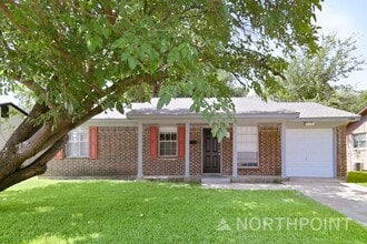 Building Photo - 1458 Shorehaven Dr