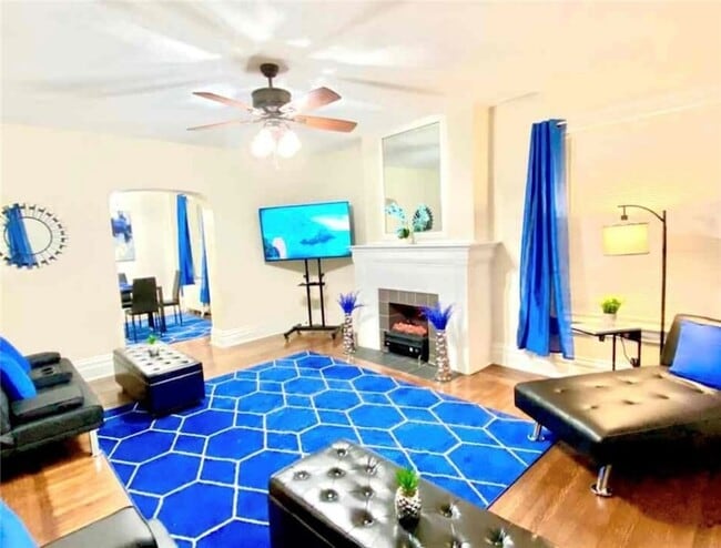 Photo - 224 S Pacific Ave Apartment