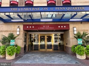 Building Photo - 616 E St NW