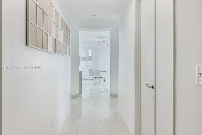 Foto del edificio - 3131 NE 188th St
