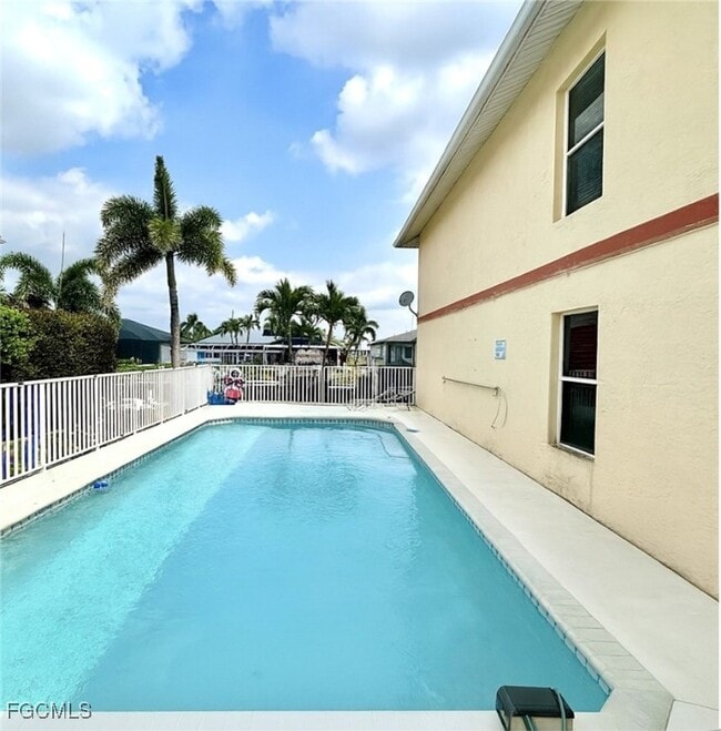 Foto del edificio - 909 SW 47th Terrace