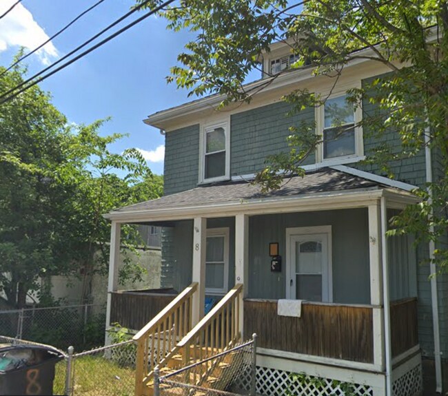 Building Photo - 8 Sawyer Ter