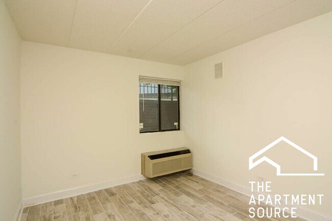 Foto del edificio - 915 W Montana St