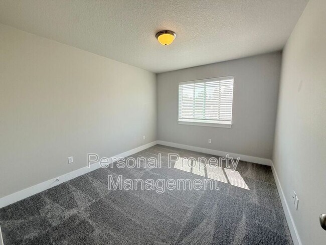 Foto del edificio - 1530 NW 29th Pl