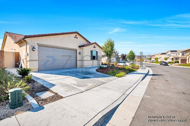 Foto del edificio - 41207 Alegria Ln