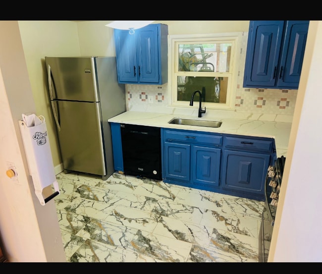 Photo - 15012 Cordell Ave House