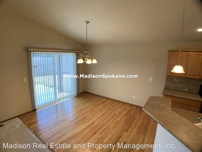 Foto del edificio - 4 br, 2.5 bath House - 3809 S McDonald Ln