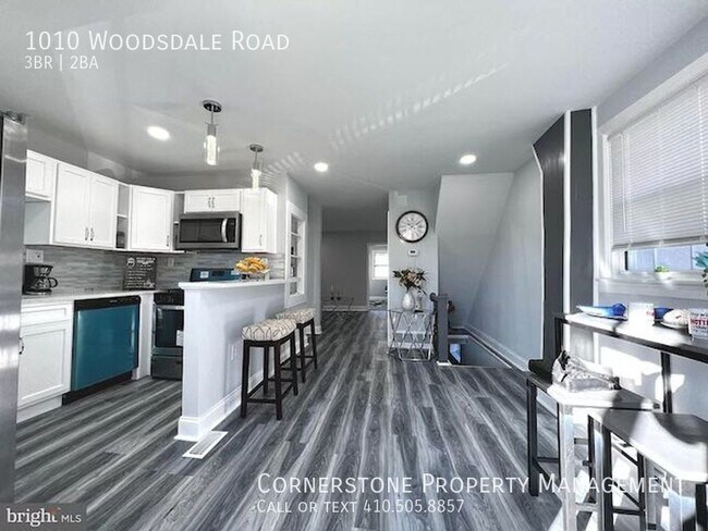 Building Photo - 1010 Woodsdale Rd
