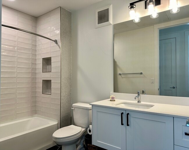 Building Photo - 2876 W 53rd Ave