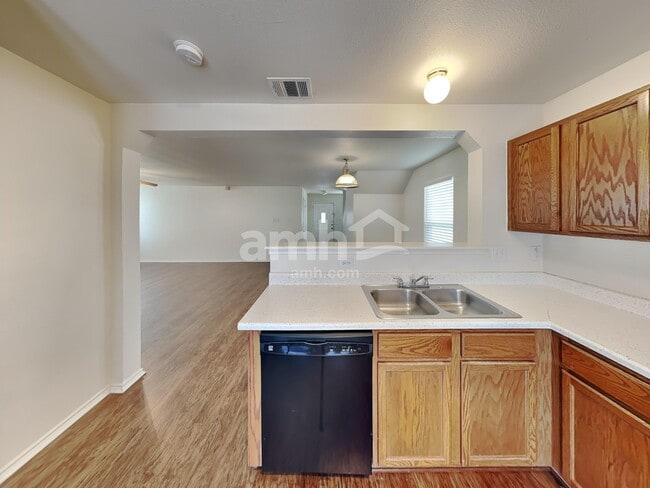 Foto del edificio - 122 Mallow Grove