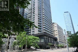 Building Photo - 770-2770 Bay St.