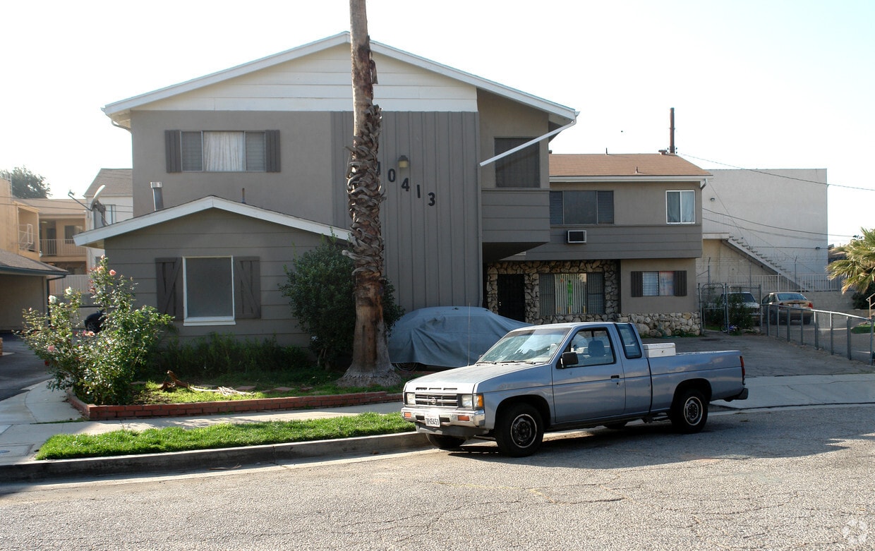 10413 Parr Ave, Sunland, CA 91040 Apartments in Sunland, CA