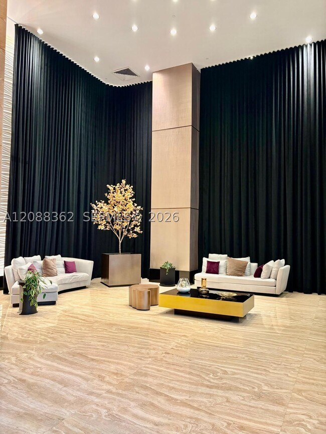Foto del edificio - 950 Brickell Bay Dr