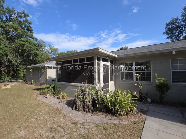 Photo - 1010 East Central Boulevard Townhome