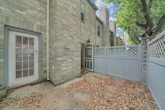 Building Photo - 6000 Reims Rd