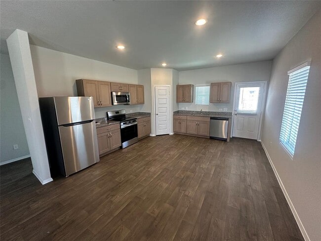 Building Photo - 2703 Towy Rd